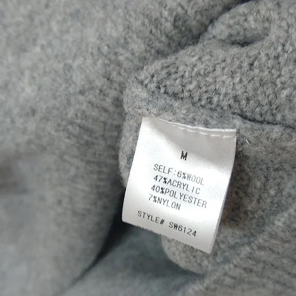 NWT, See & Be Seen Gray and Blue Geometric Sweater - Picture 4 of 6